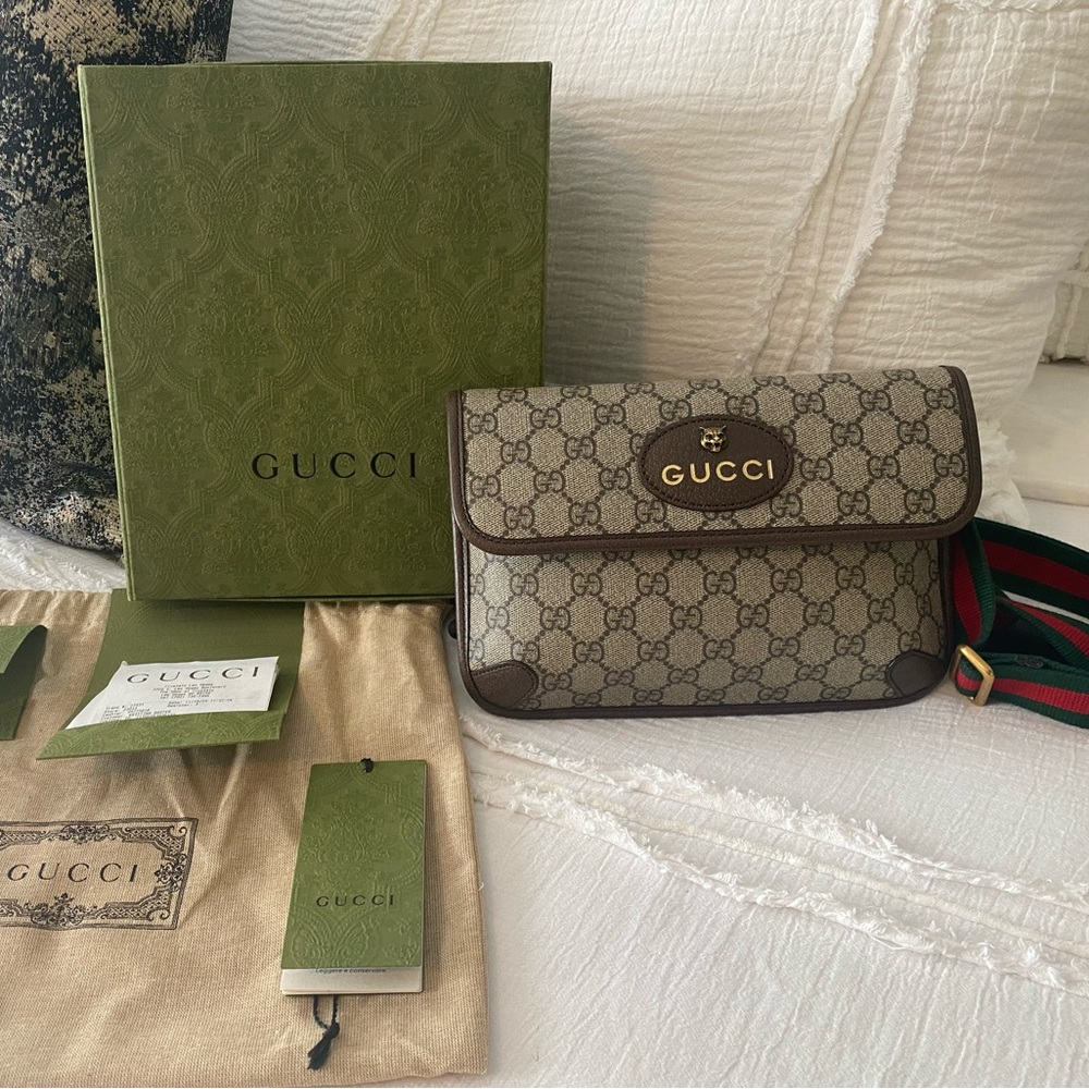 GUCCI Neo vintage supreme belt bag